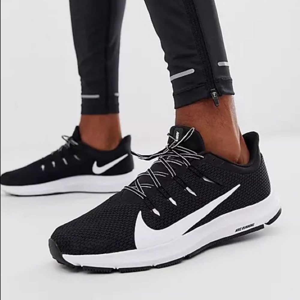 Nike quest 2 running shoes black 6.5